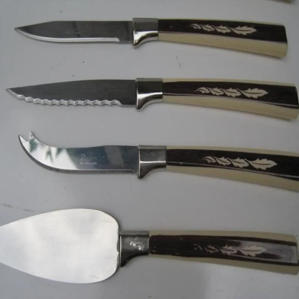 REGENT SHEFFIELD Stainless Maple Leaf Knives 13